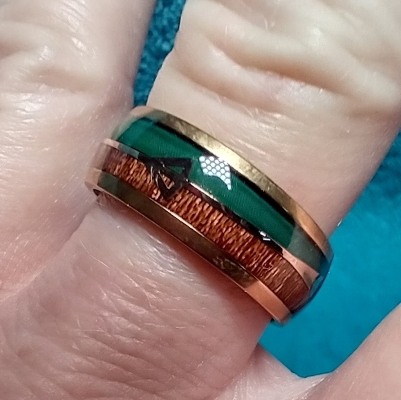Goldtone arrow faux turquoise brown band ring - Picture 5 of 5